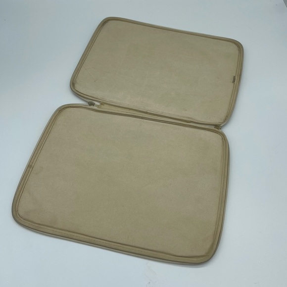 Michael Kors Laptop Case - Picture 7 of 14